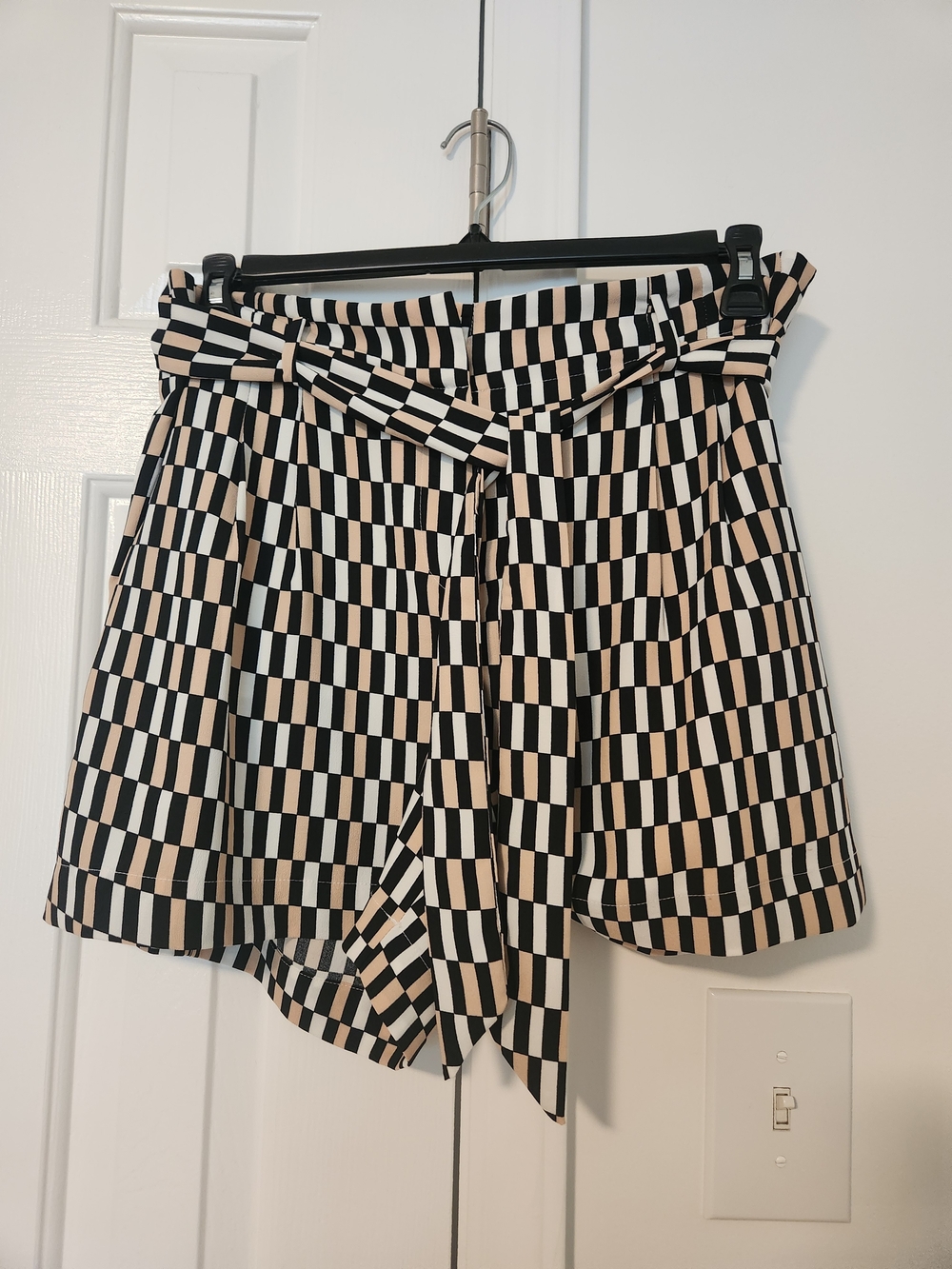 Ann Taylor Factory Black and Beige Checkerboard Tie-Waist Shorts